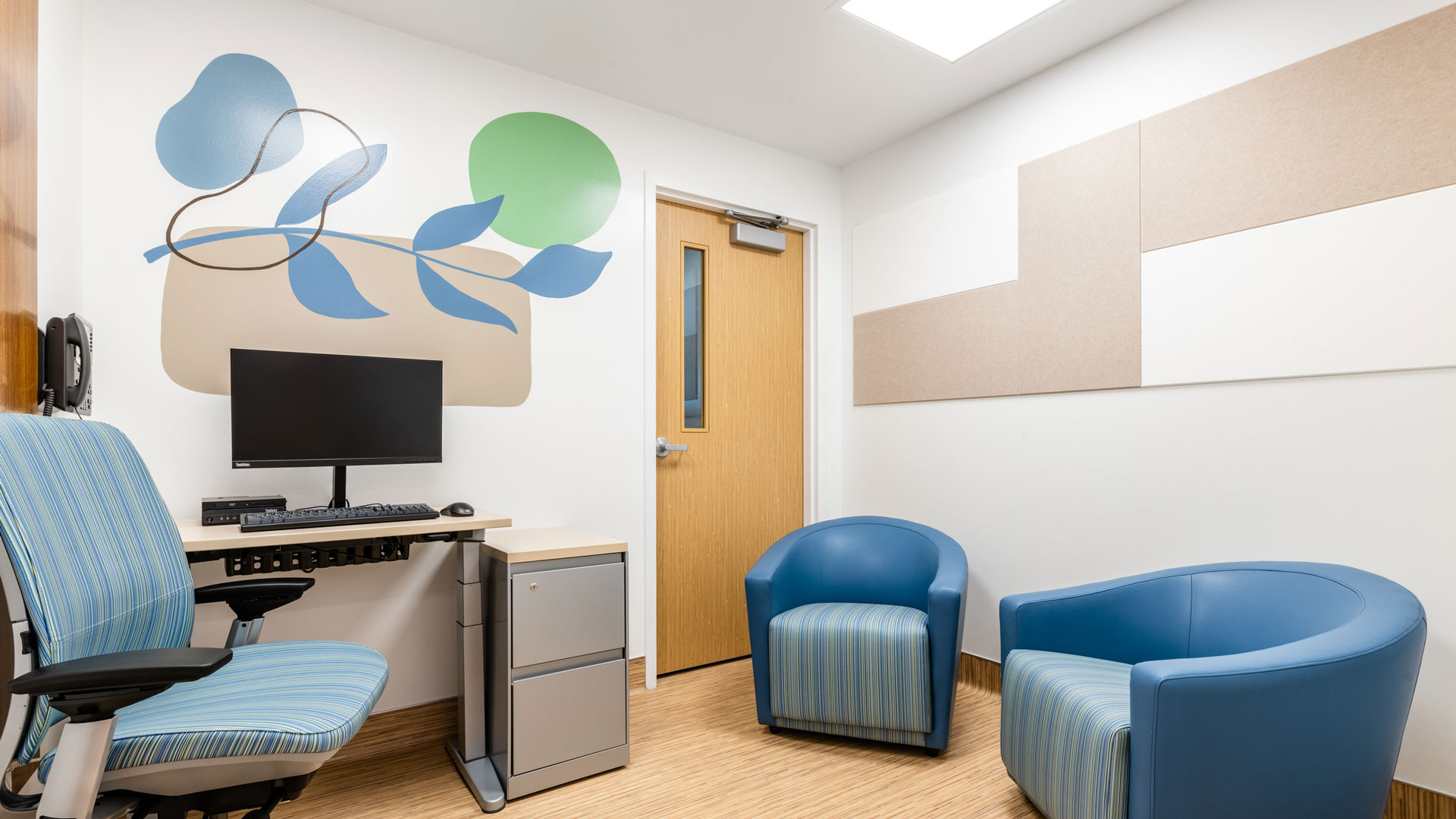 Shaped-Wall-Tiles_Rectangle_Hush_Kasian-Design-Primary-and-Urgent-Care_01