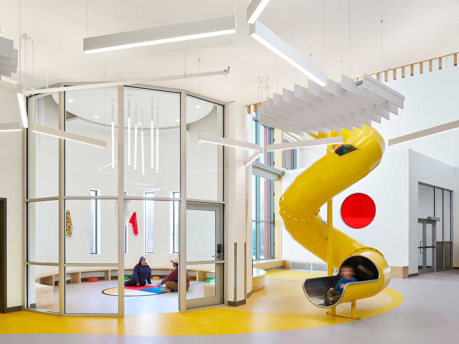 Linear-Baffle_Hush_Saddle-Lake_02